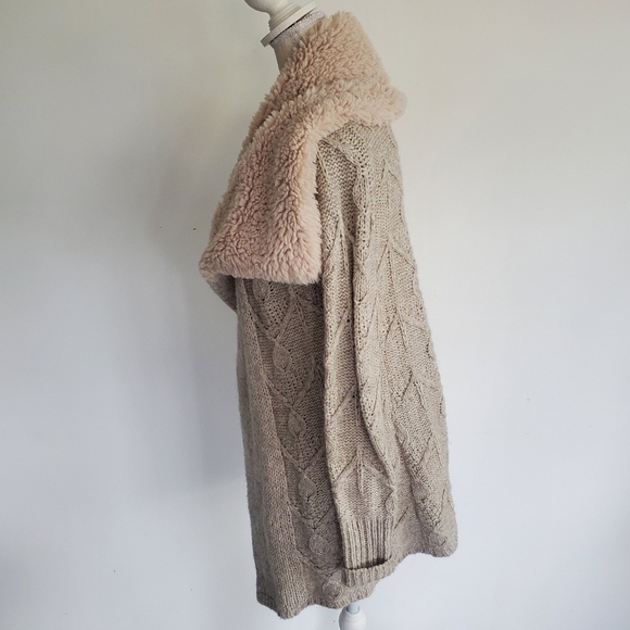Sleeping on Snow | Anthropologie "Bondurant" Sherpa Knit Sweater - Picture 6 of 10